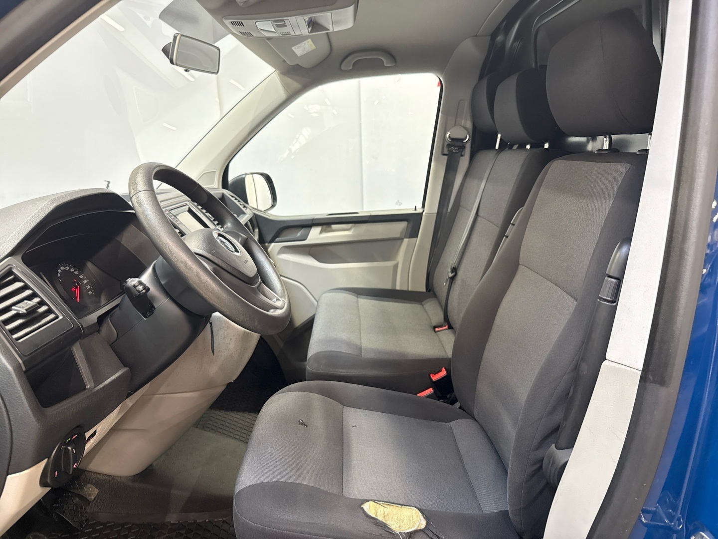 VOLKSWAGEN Transporter 2019