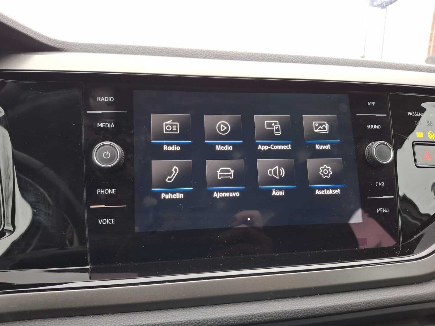 VOLKSWAGEN Polo 2019