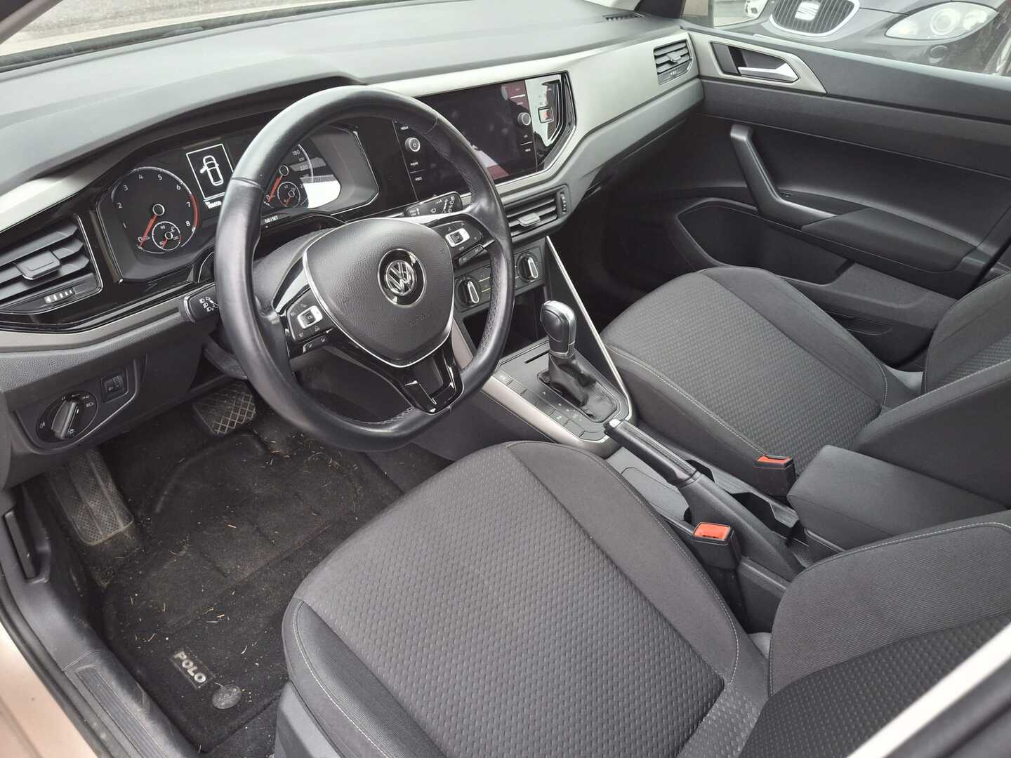 VOLKSWAGEN Polo 2019