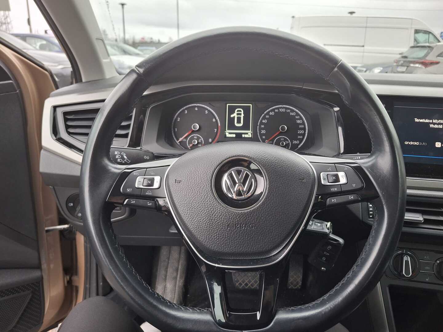 VOLKSWAGEN Polo 2019