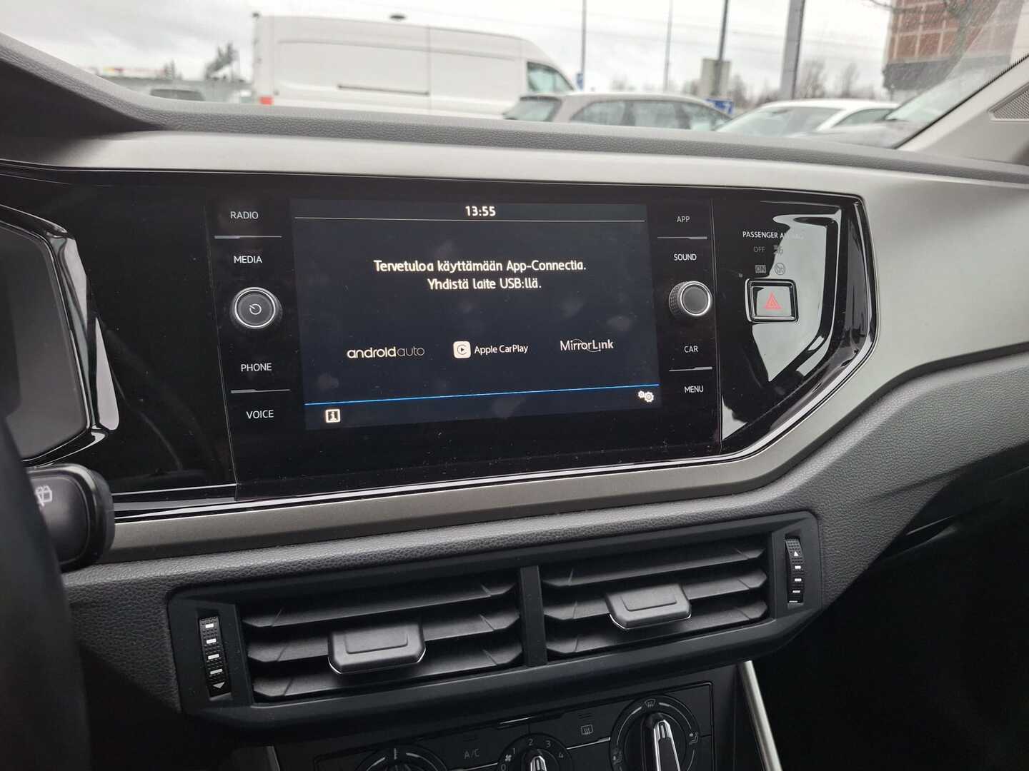 VOLKSWAGEN Polo 2019