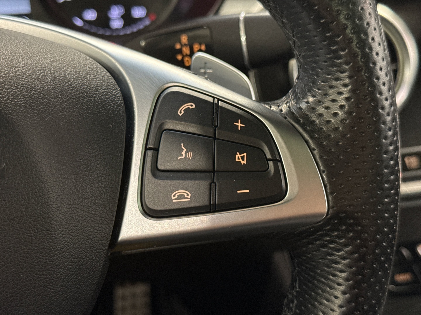 MERCEDES-BENZ GLC 2016