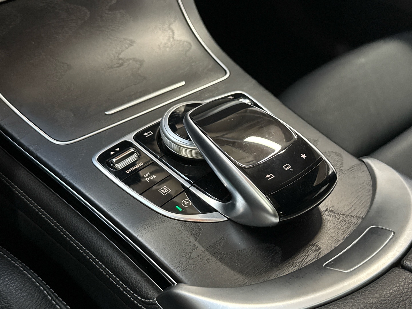 MERCEDES-BENZ GLC 2016