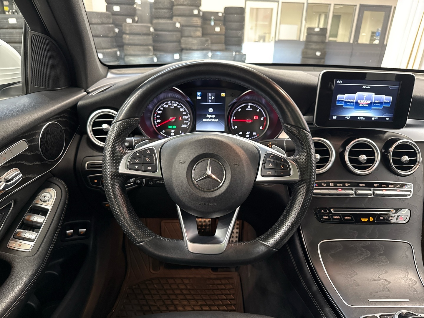 MERCEDES-BENZ GLC 2016