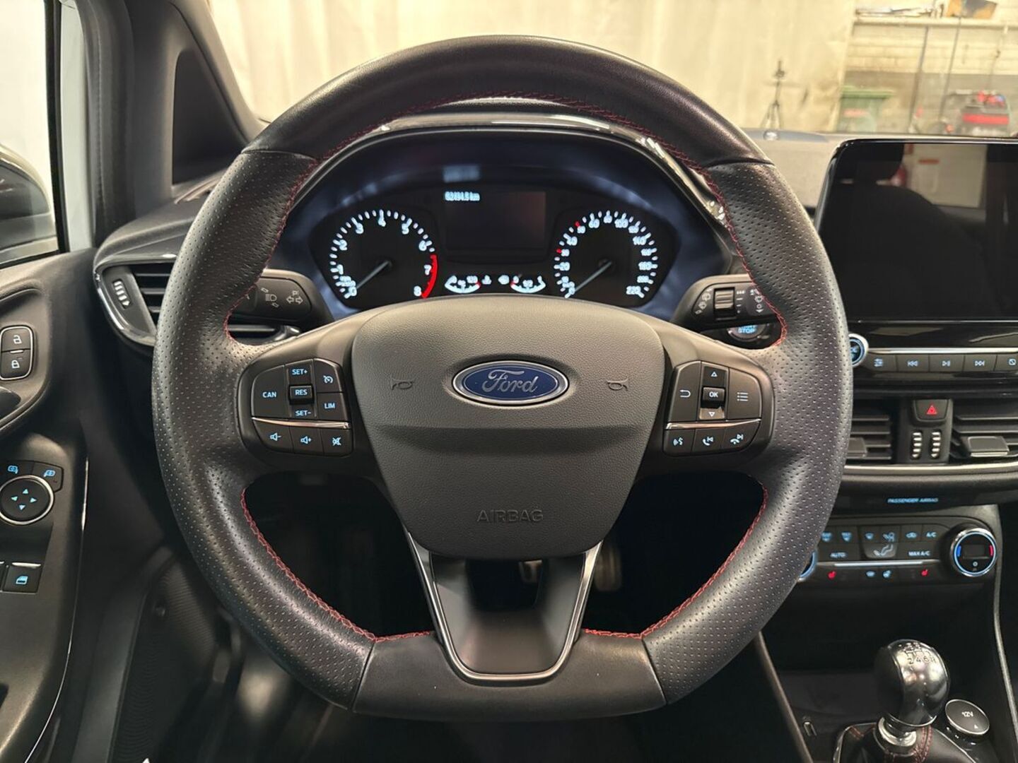 FORD Fiesta 15