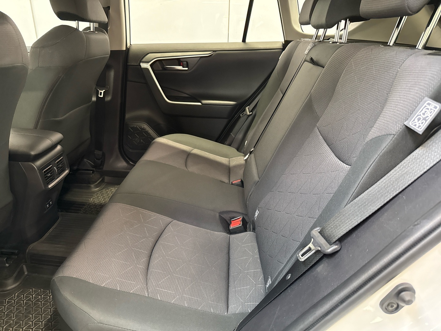 TOYOTA RAV4 2019