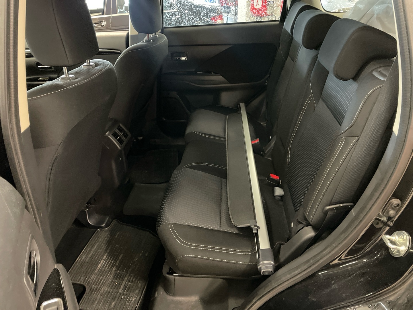 MITSUBISHI Outlander PHEV 2020