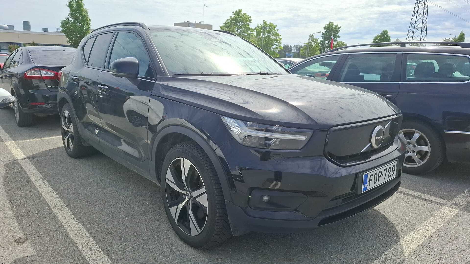 VOLVO XC40 2022