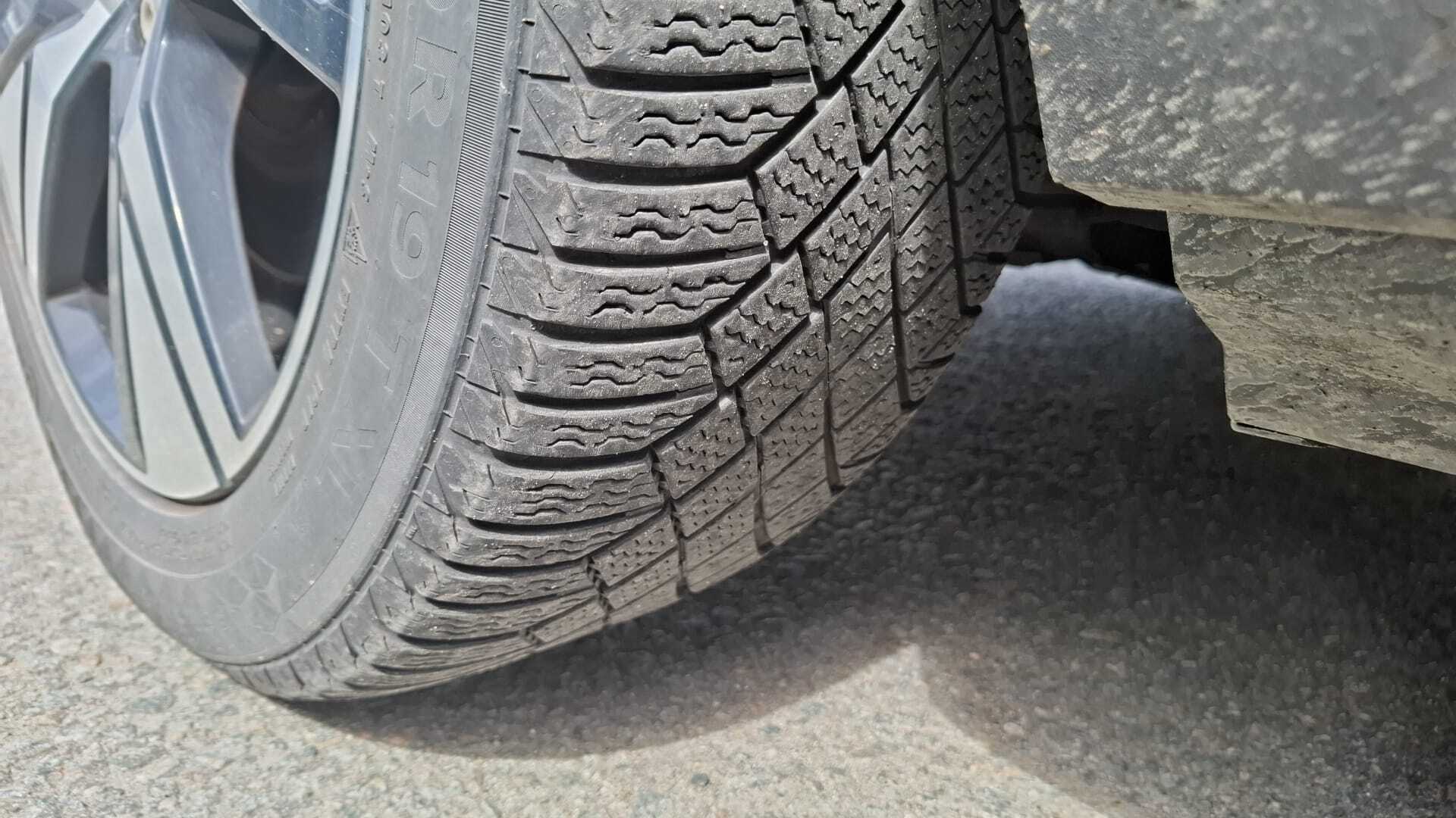 VOLVO XC40 2022