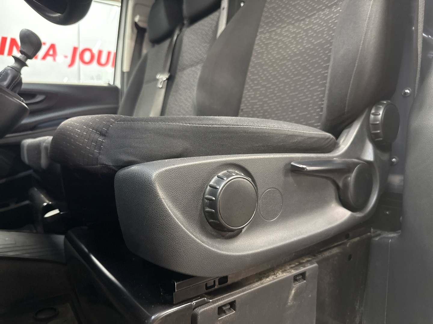 MERCEDES-BENZ Vito 2022