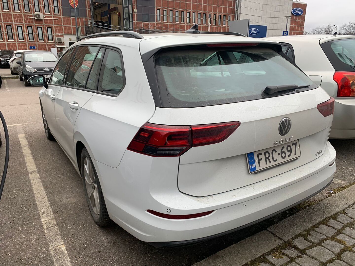 VOLKSWAGEN Golf 2021