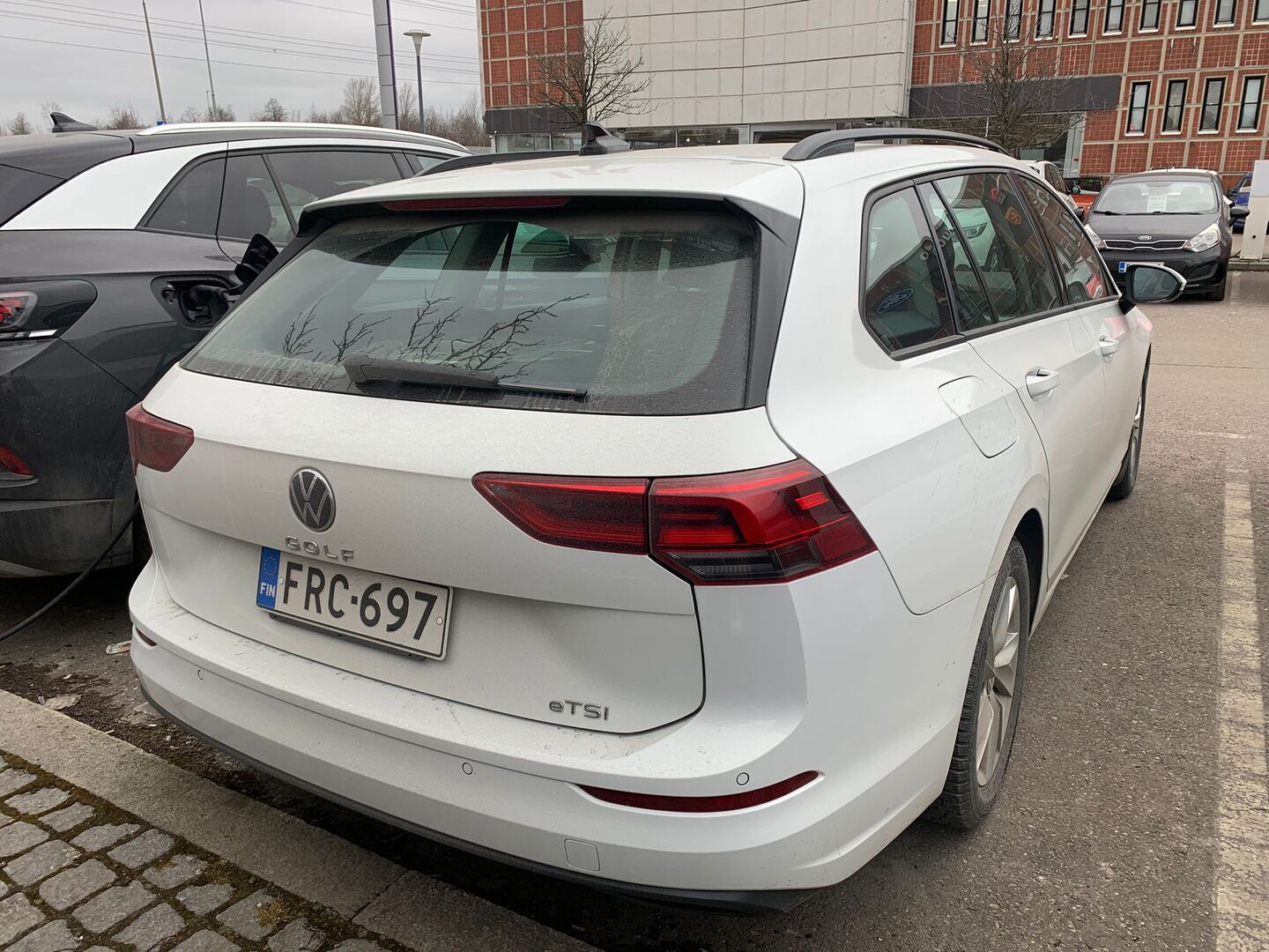VOLKSWAGEN Golf 2021