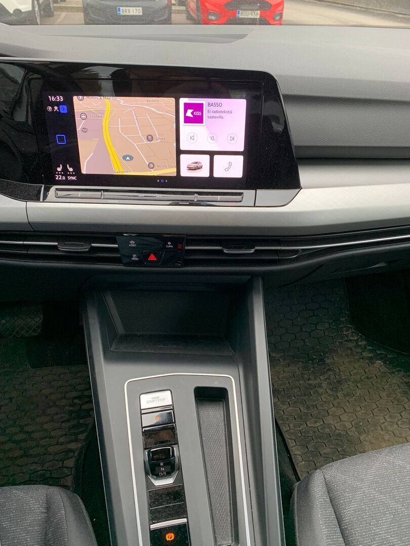 VOLKSWAGEN Golf 2021