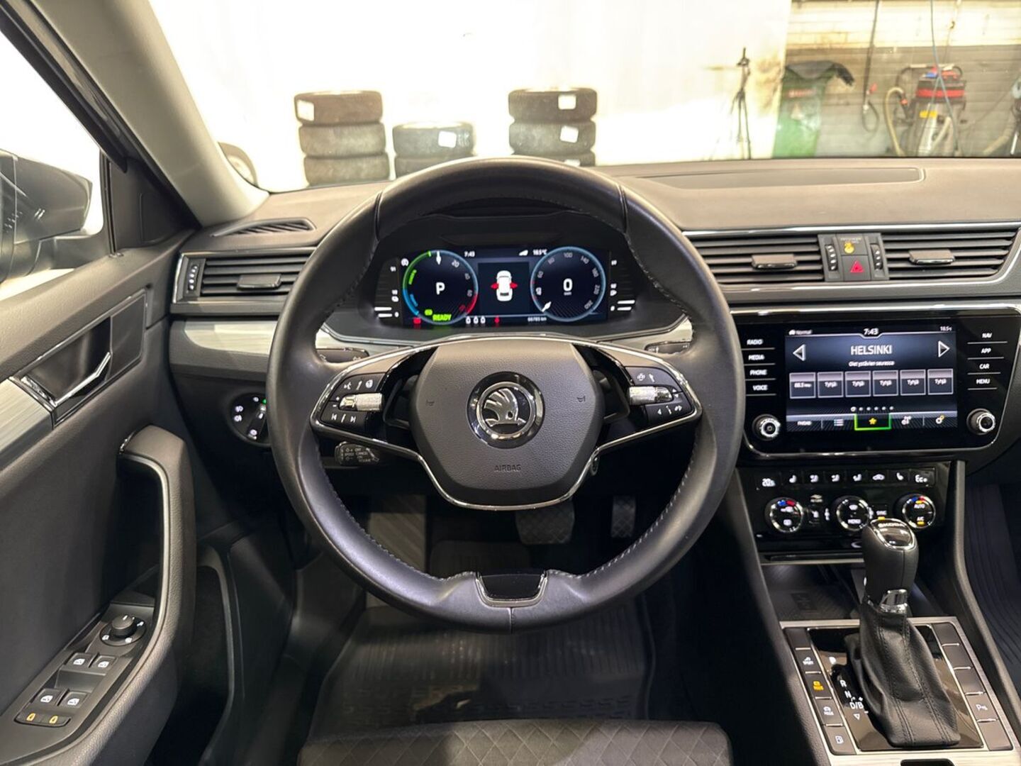SKODA Superb 2023
