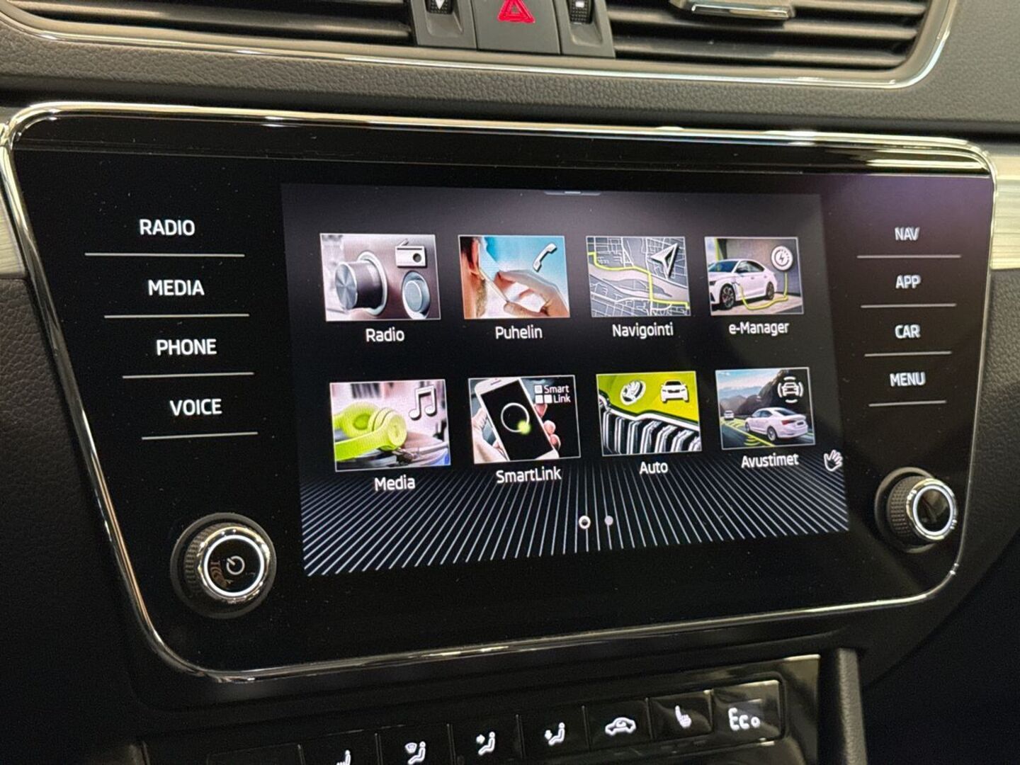 SKODA Superb 2023