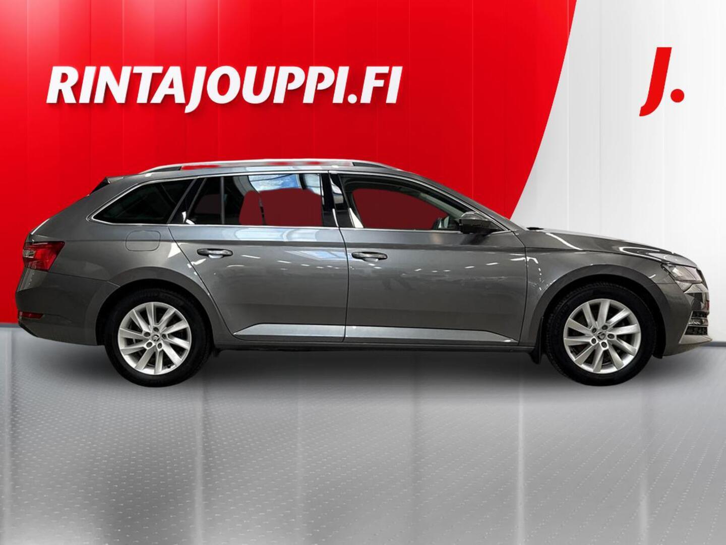 SKODA Superb 2023