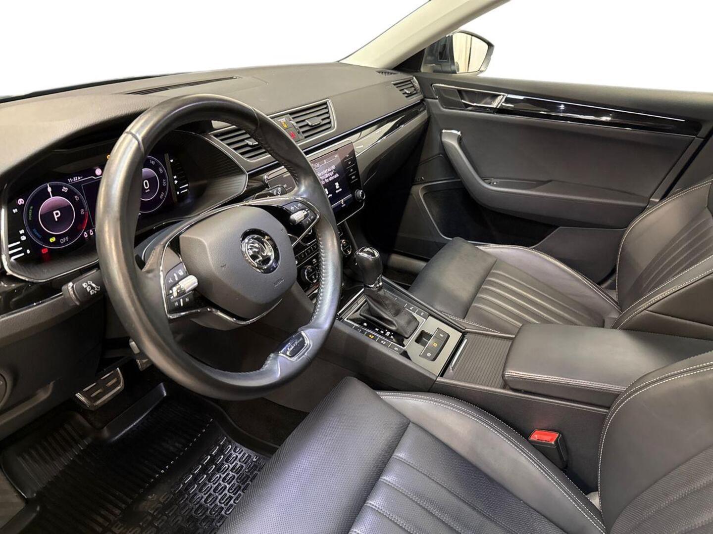 SKODA Superb 2021