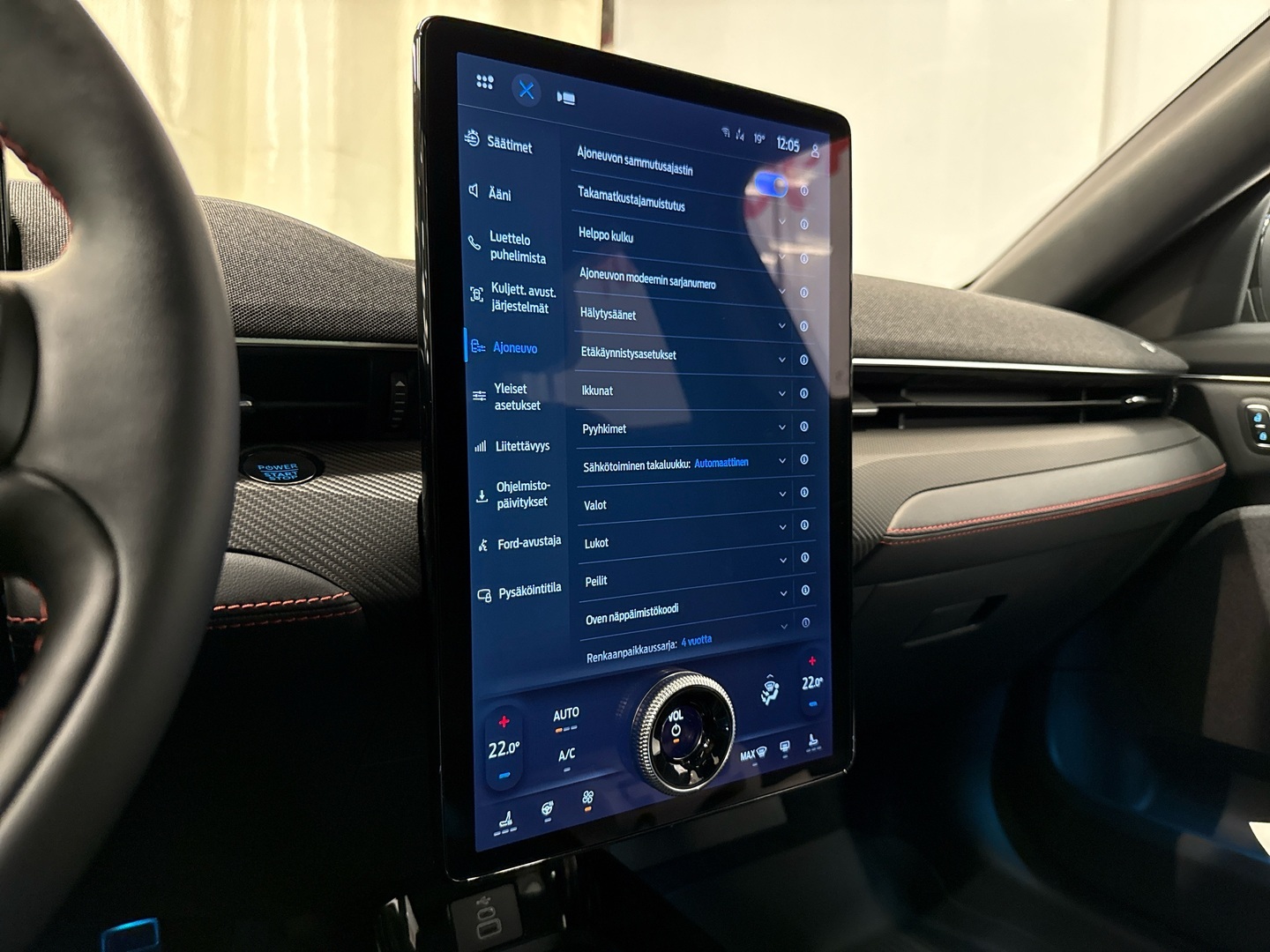 FORD Mustang Mach-E 2025