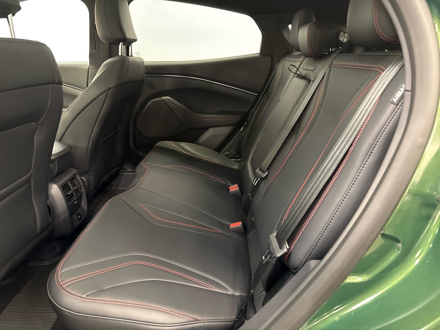 FORD Mustang Mach-E 2025