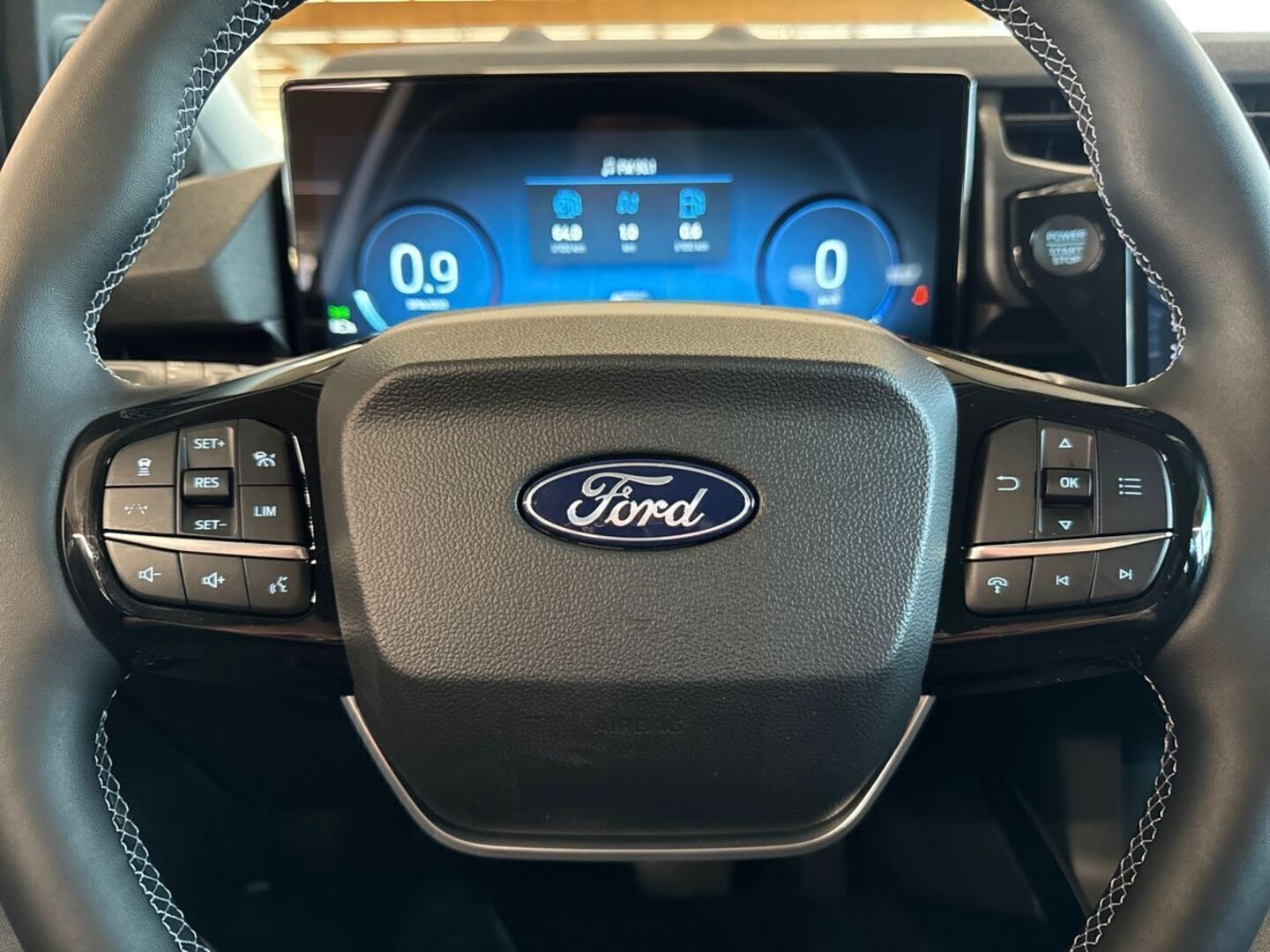 FORD Puma 8