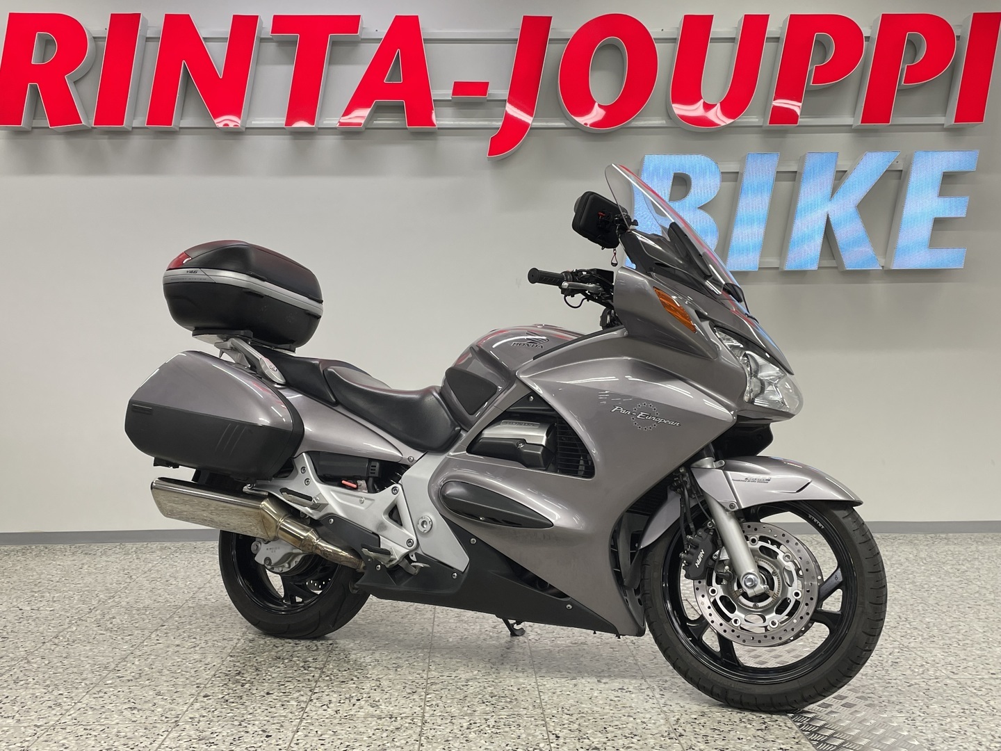 HONDA ST 2002
