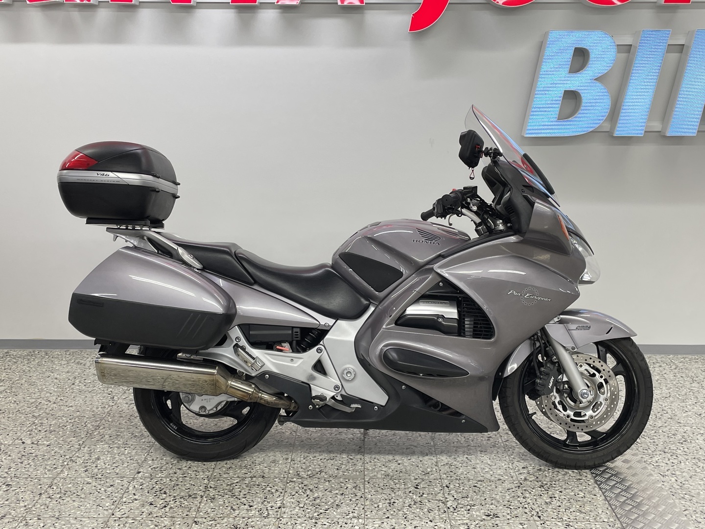 HONDA ST 2002