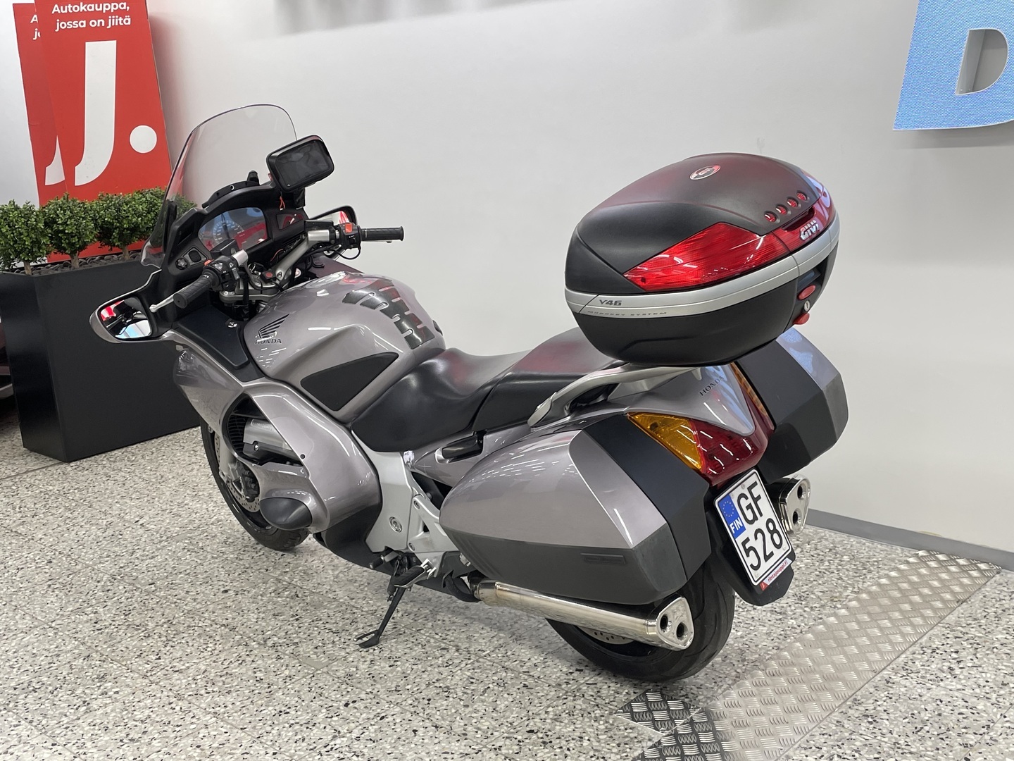 HONDA ST 2002