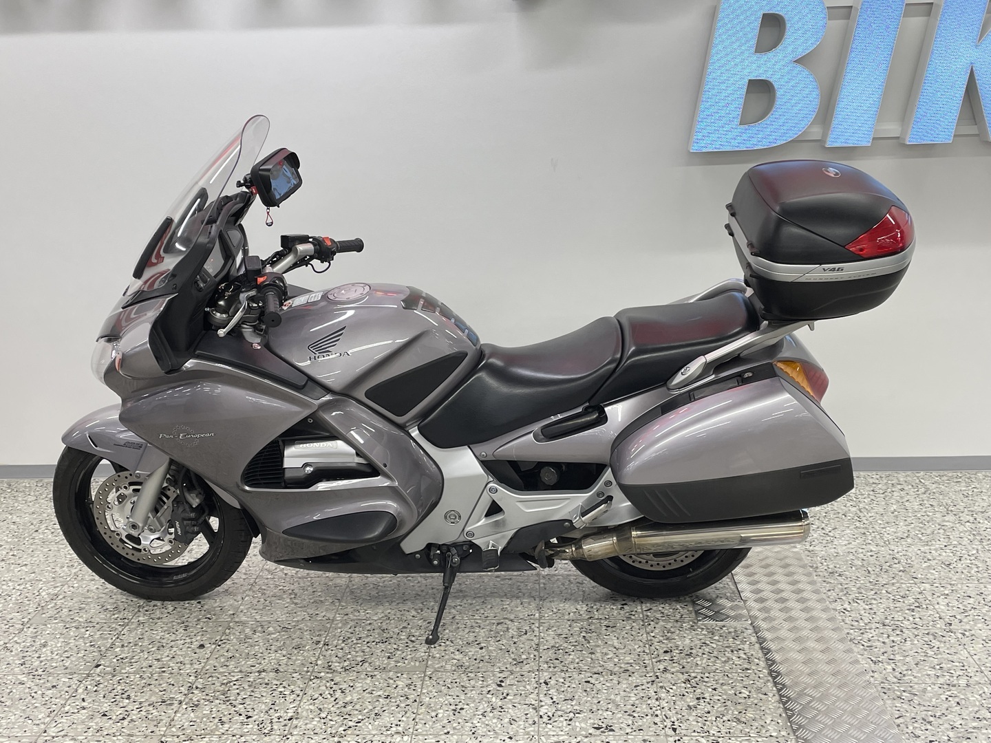 HONDA ST 2002