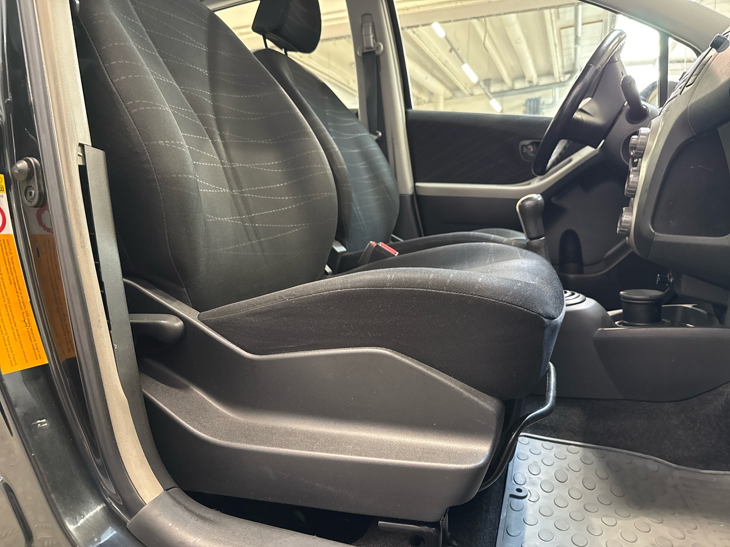 TOYOTA Yaris 2007