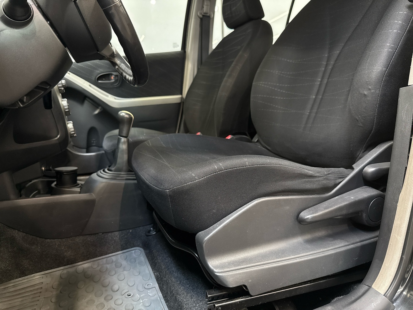 TOYOTA Yaris 2007