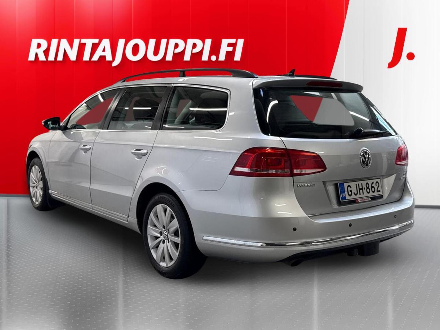 VOLKSWAGEN Passat 2011