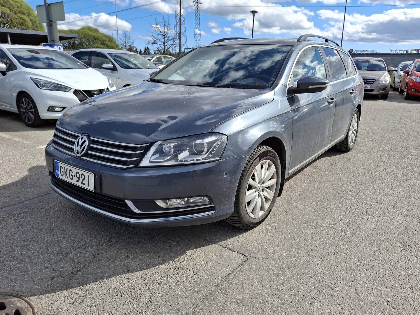 VOLKSWAGEN Passat 2011