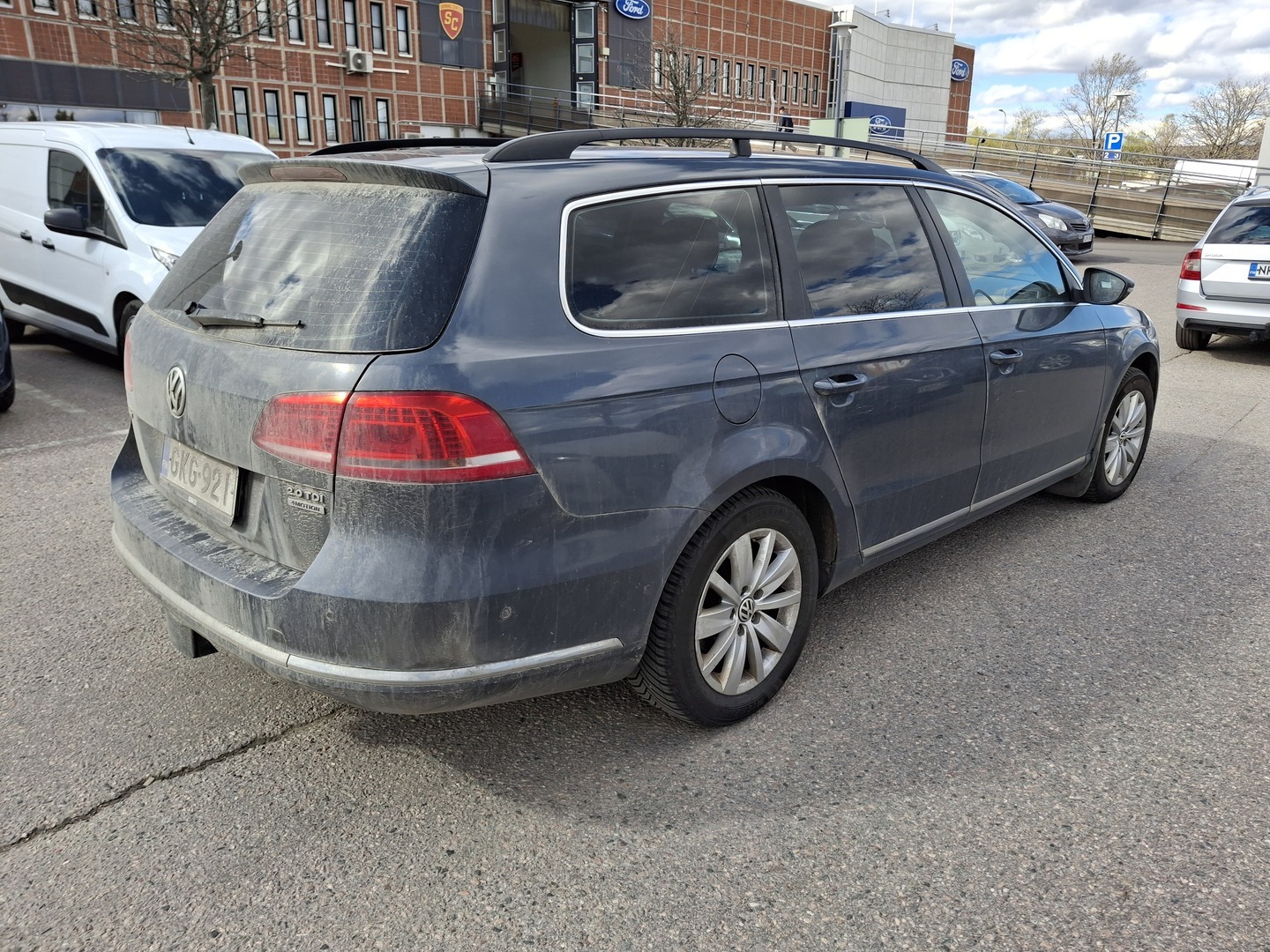 VOLKSWAGEN Passat 2011