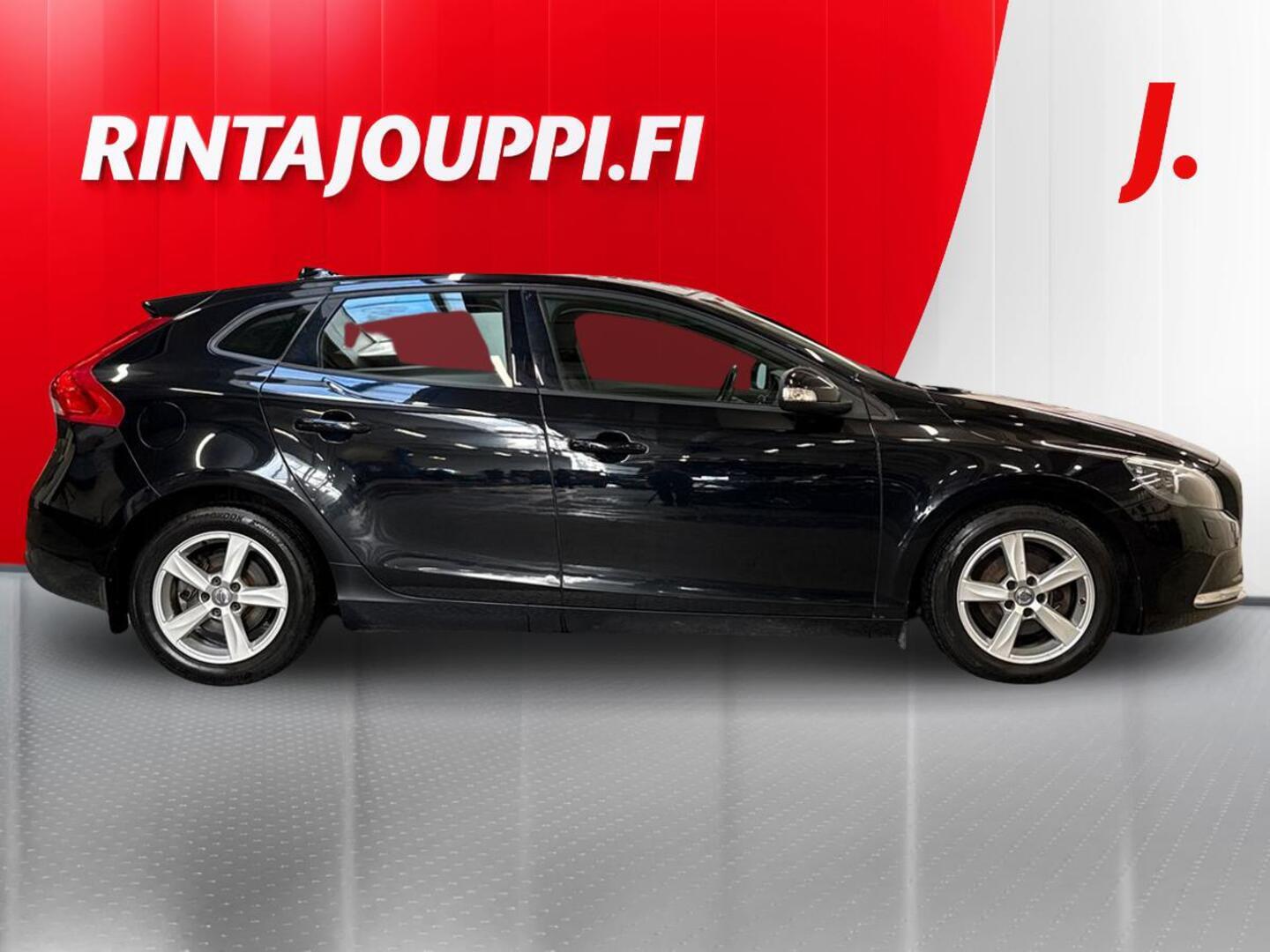 VOLVO V40 2014