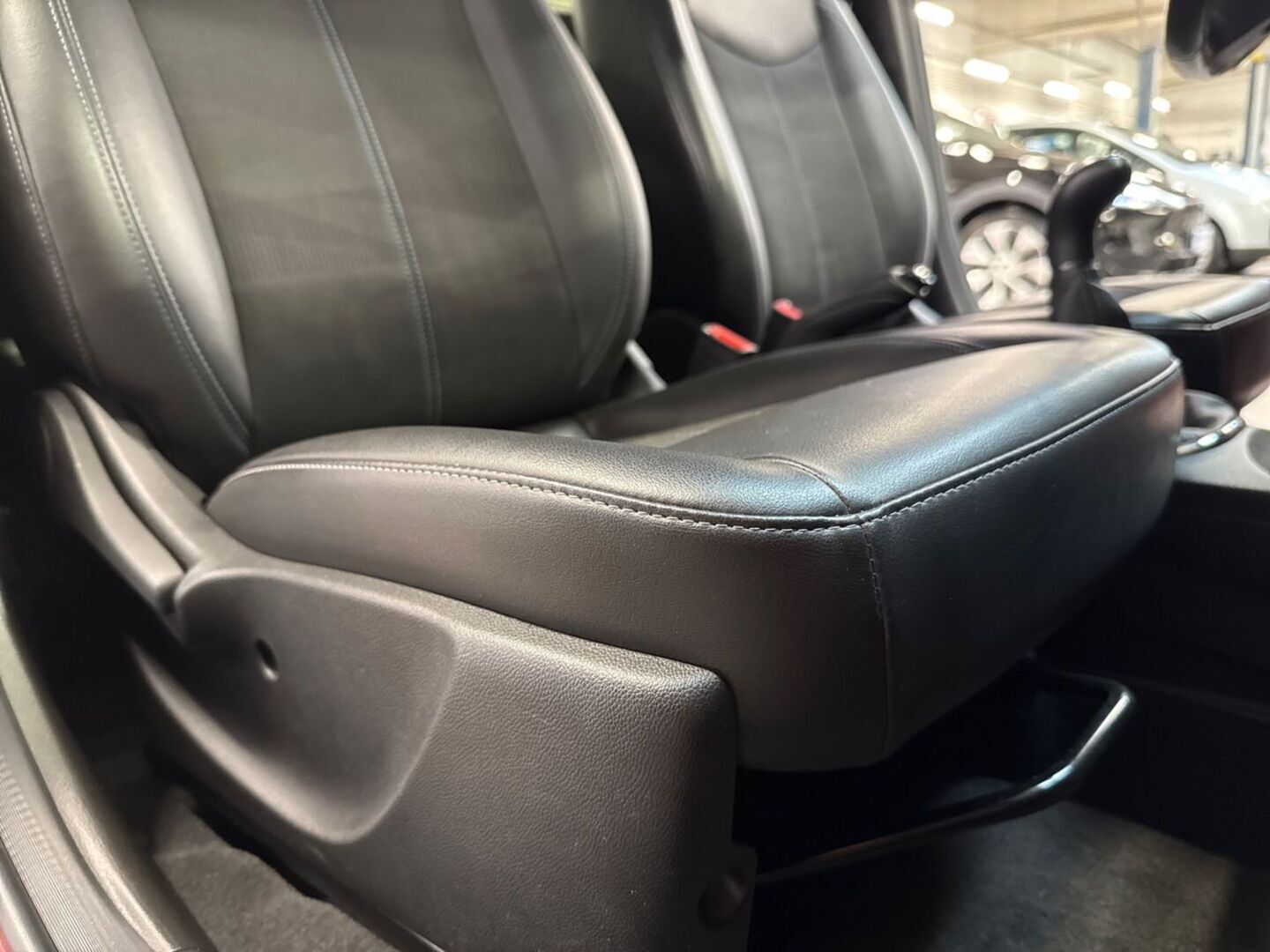 OPEL Karl 2016