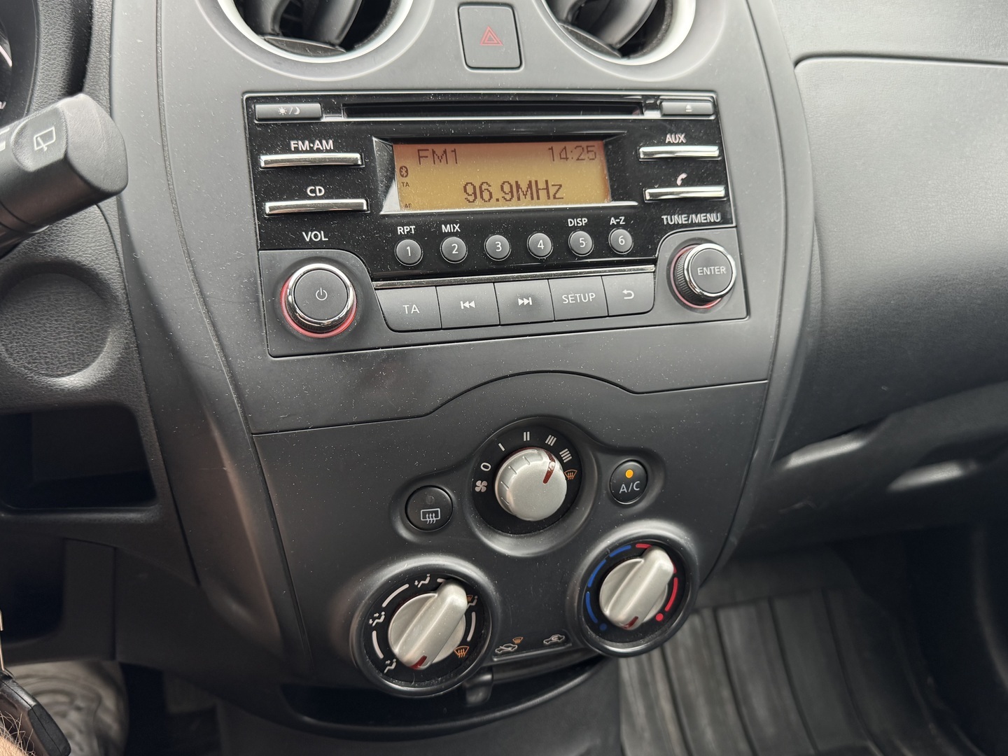 NISSAN Note 2016