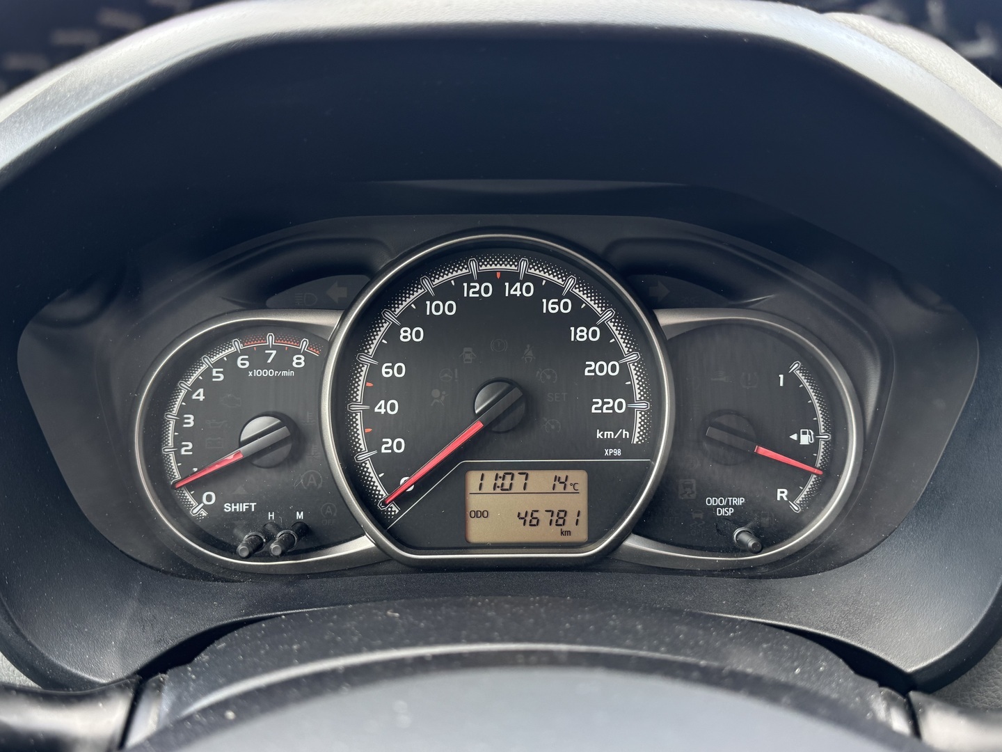 TOYOTA Yaris 2017
