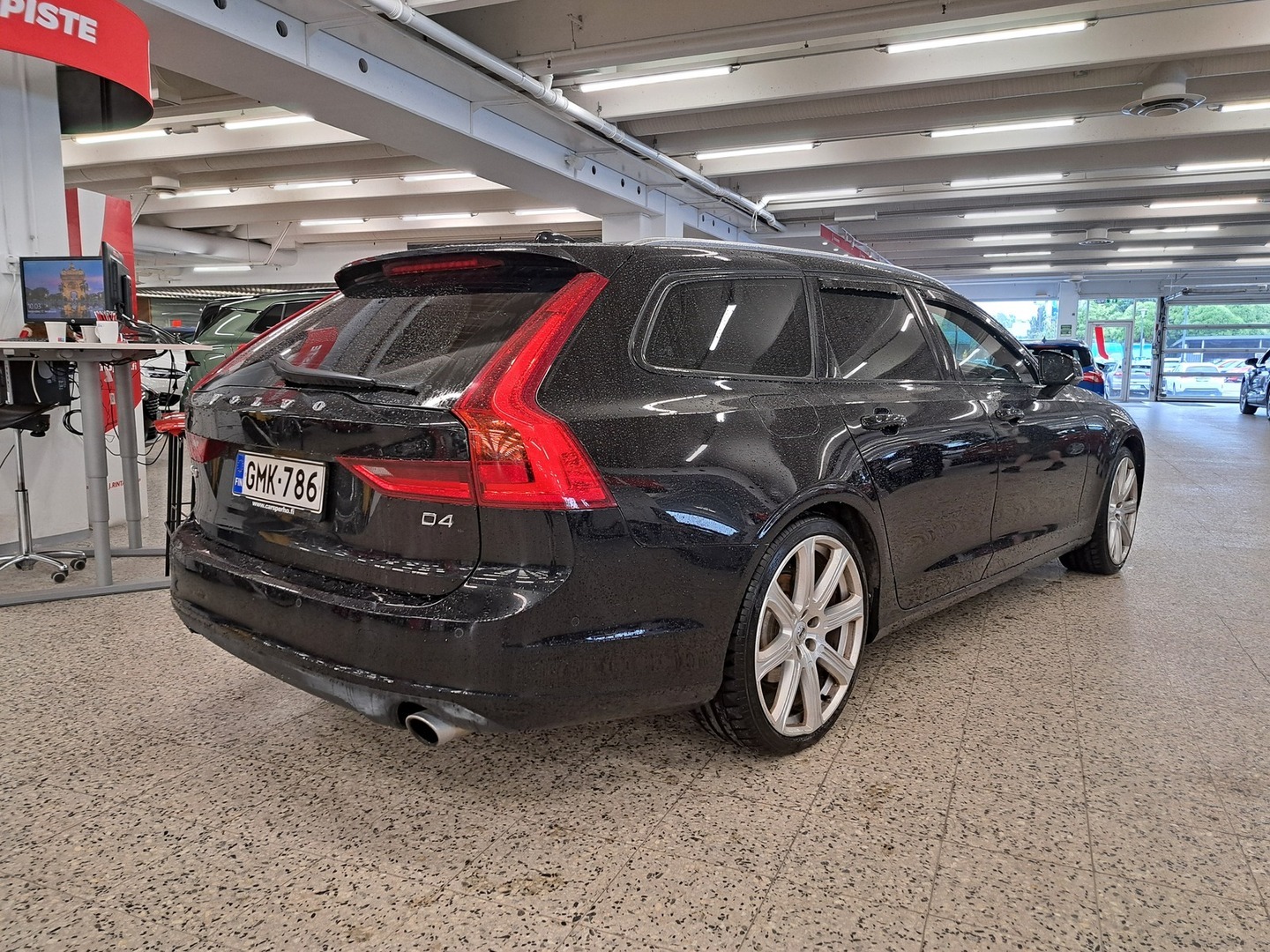 VOLVO V90 2016