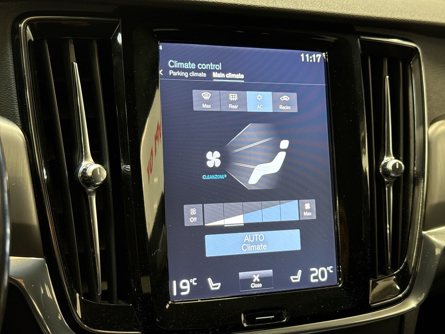 VOLVO V90 2017