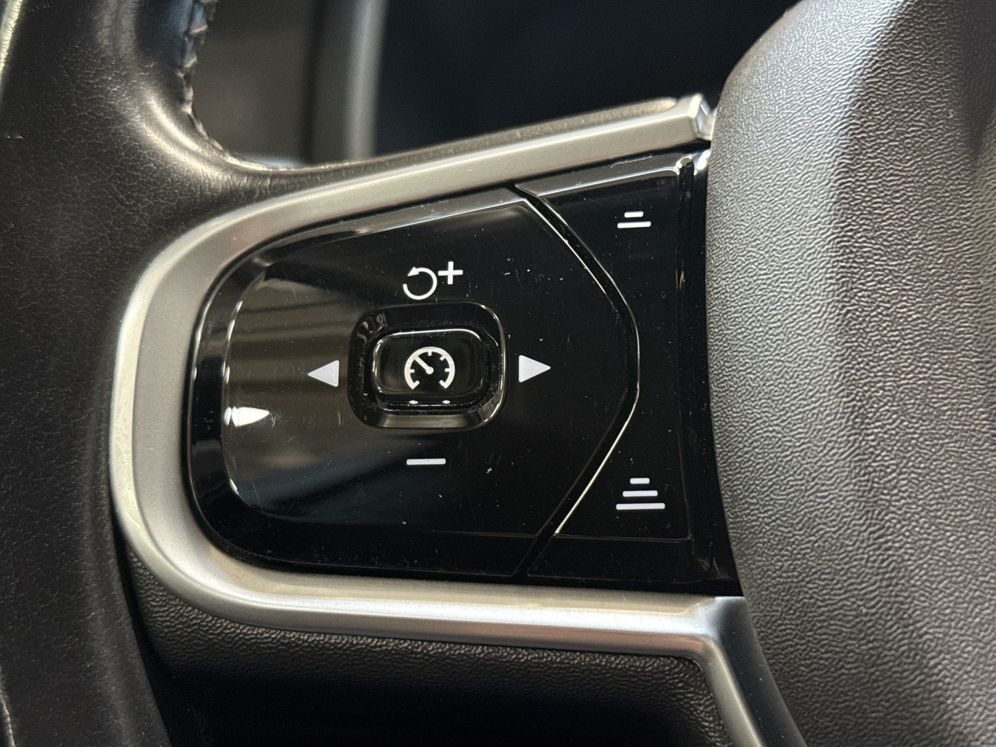 VOLVO V90 2017