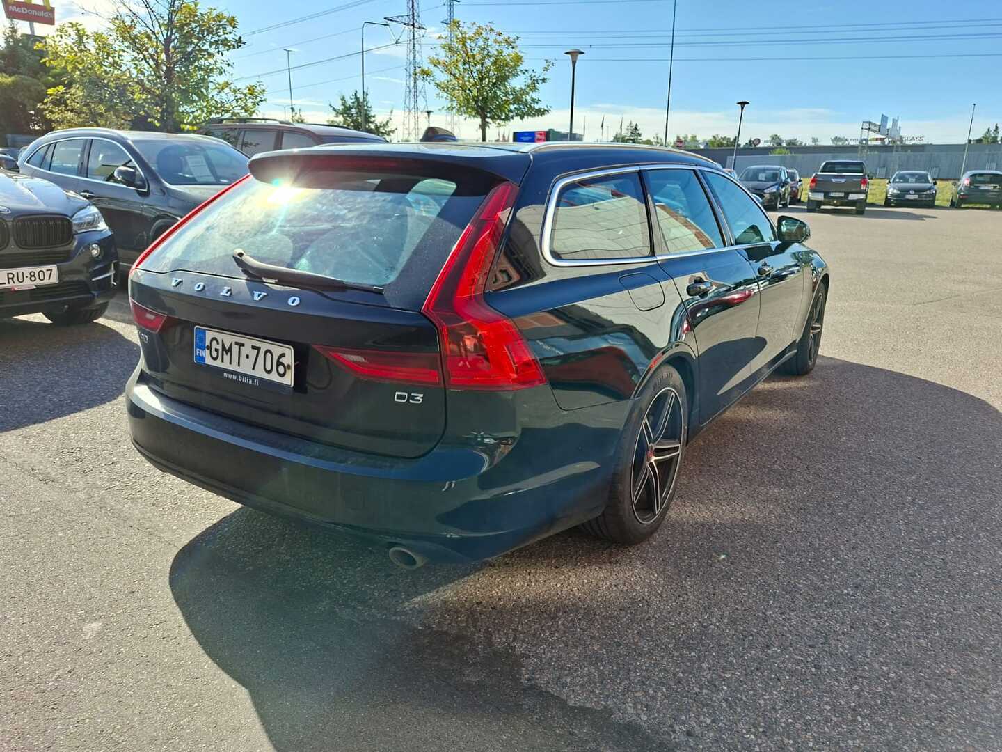 VOLVO V90 3