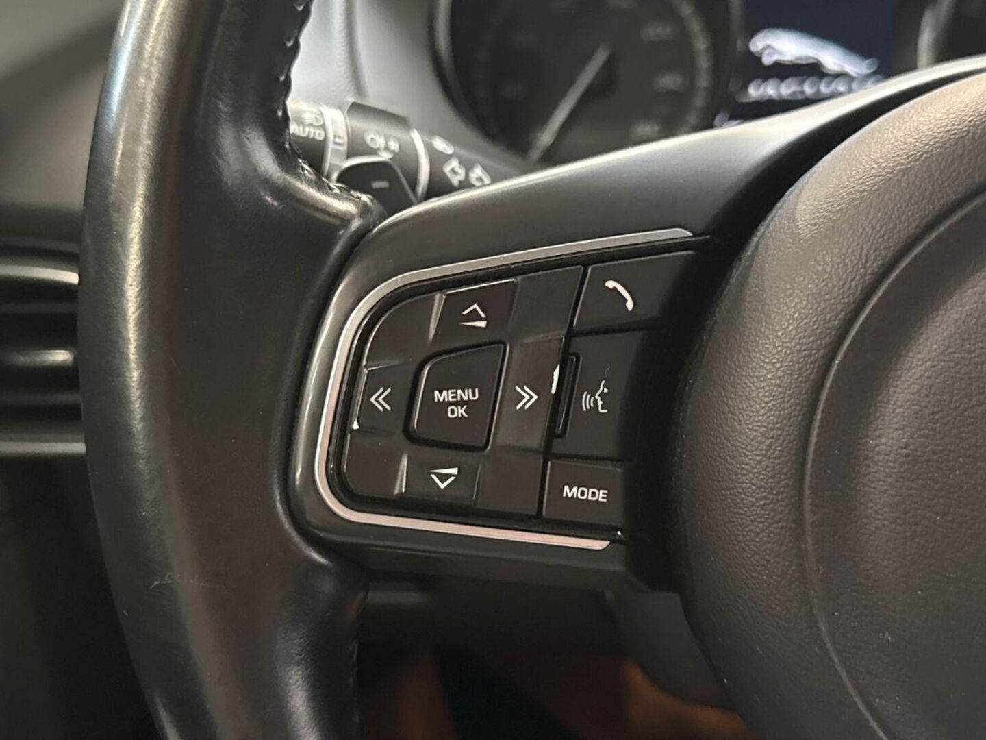 JAGUAR XE 2015