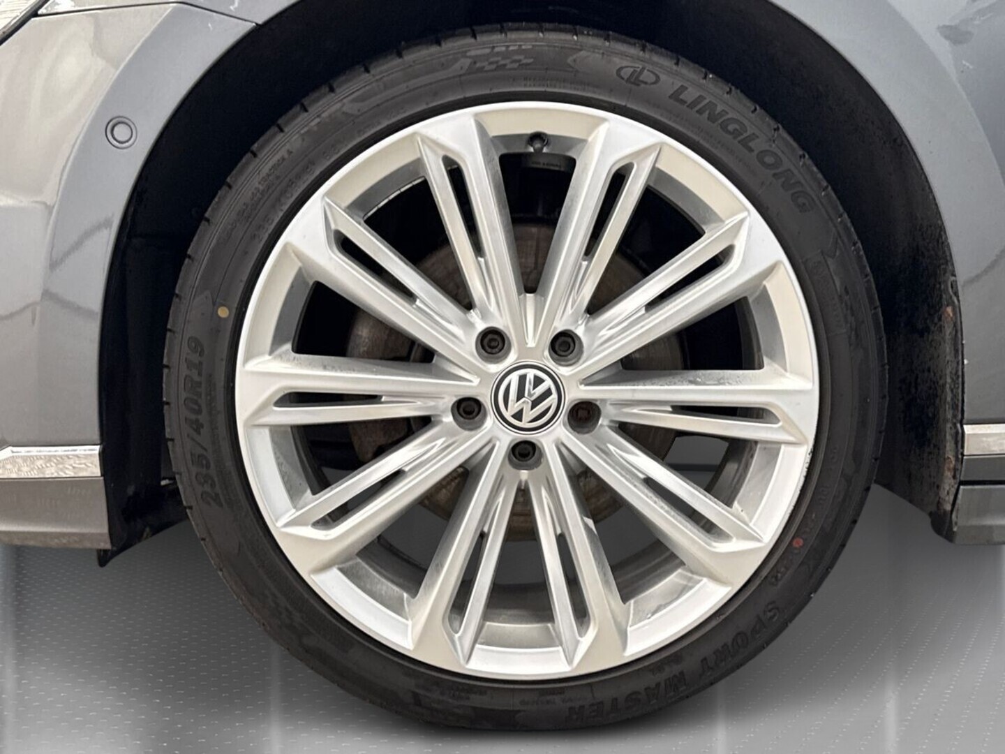 VOLKSWAGEN Passat 2016