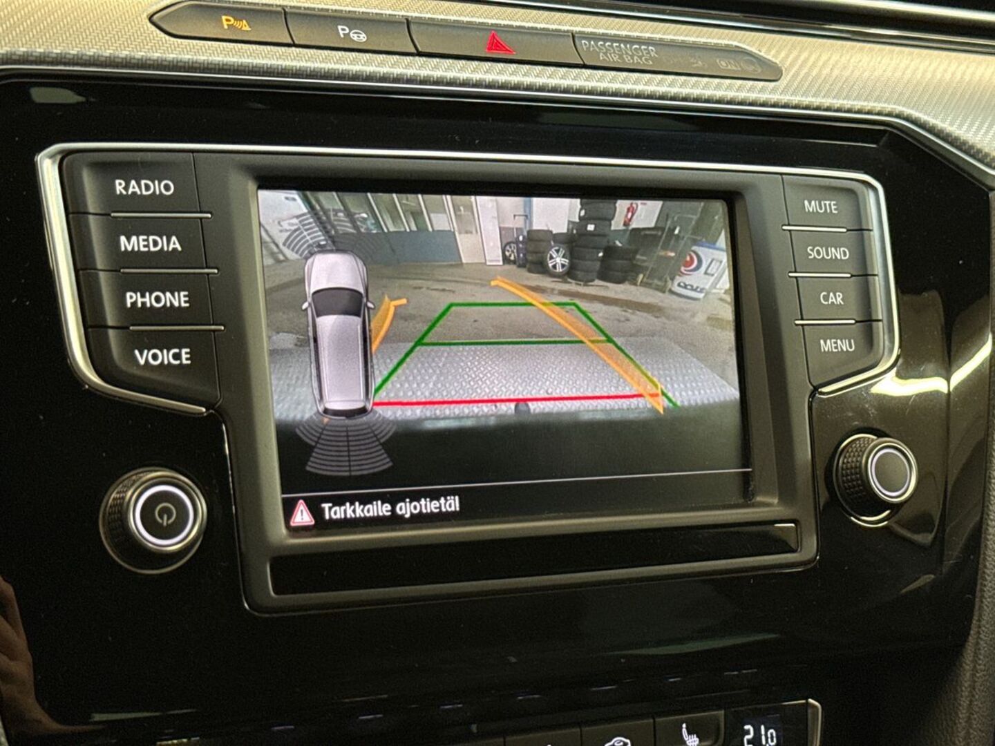 VOLKSWAGEN Passat 2016
