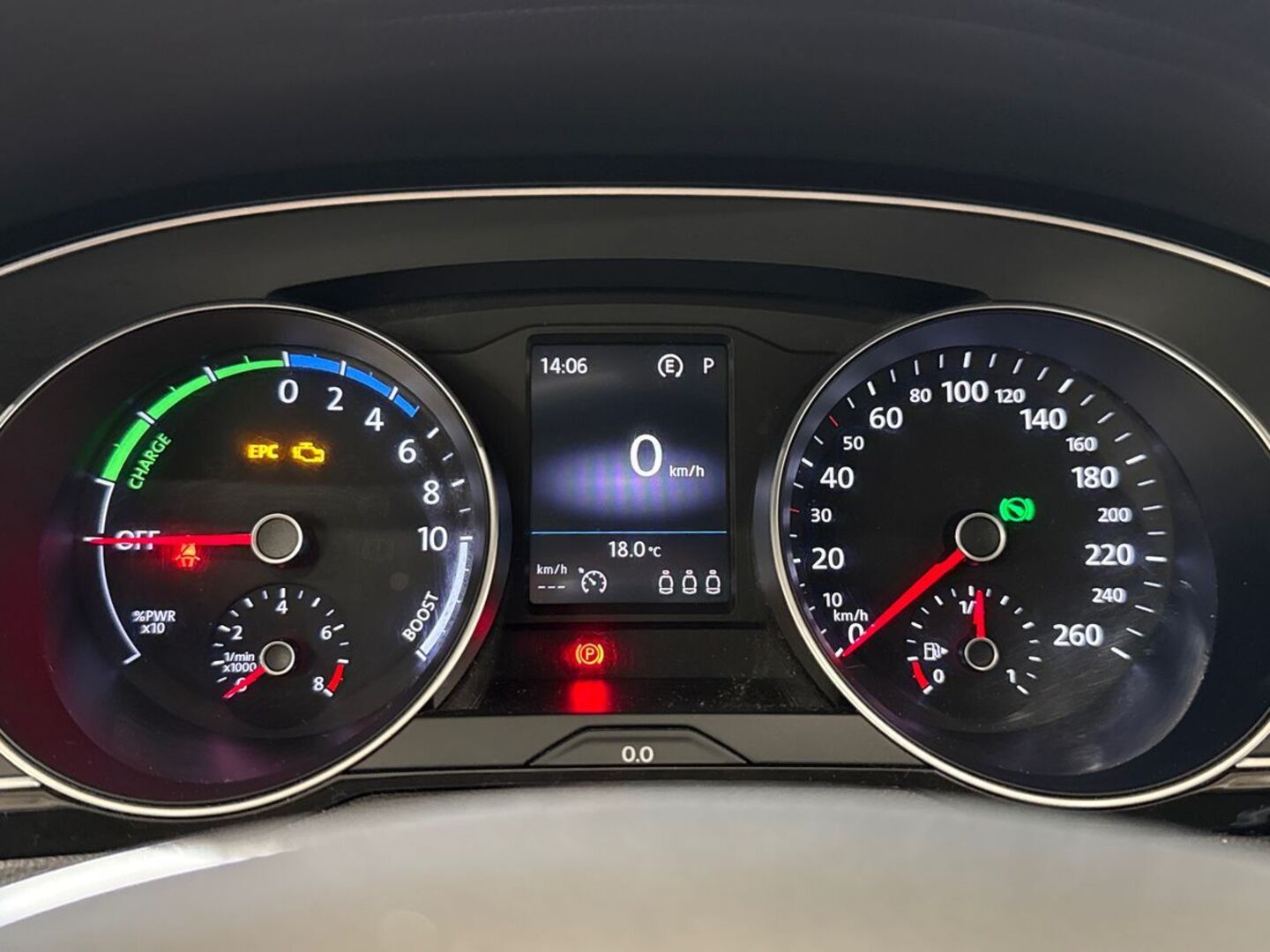 VOLKSWAGEN Passat 2016