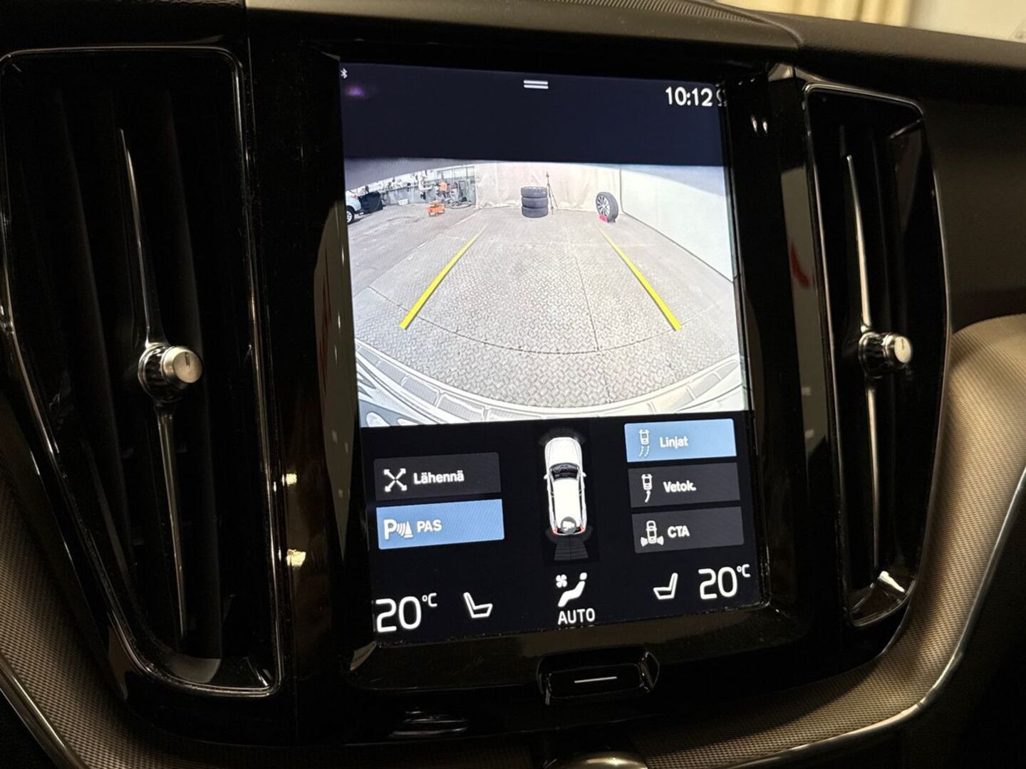 VOLVO XC60 2018
