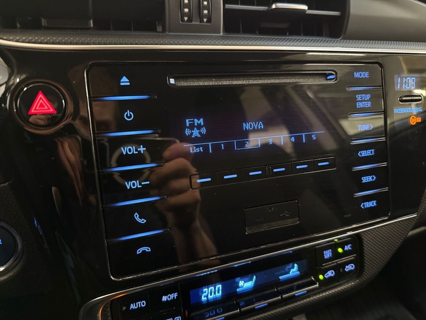 TOYOTA Auris 2018