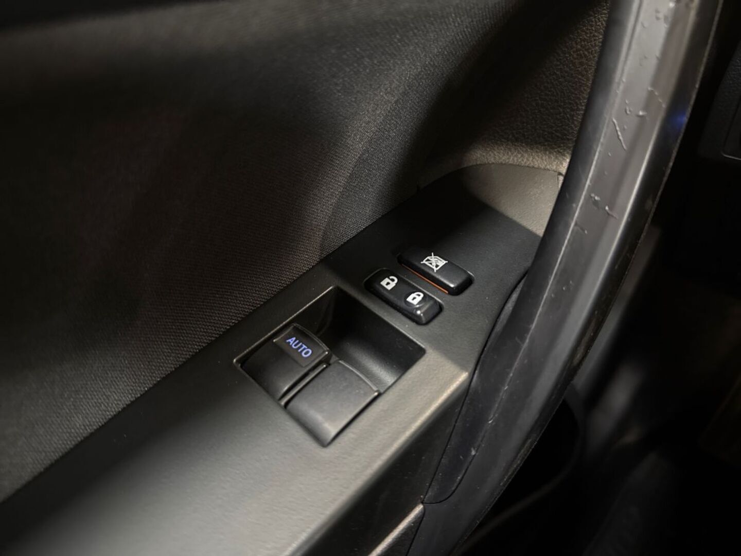 TOYOTA Auris 2018