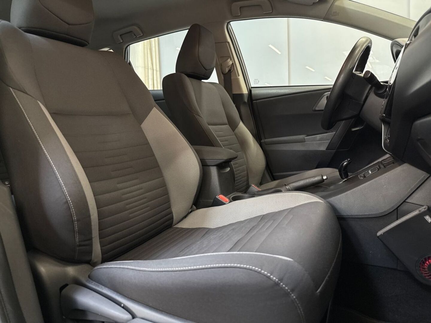 TOYOTA Auris 2018