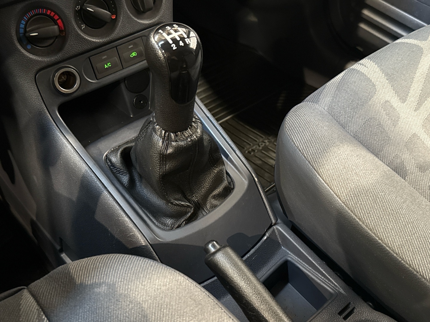 FORD Transit Connect 2010